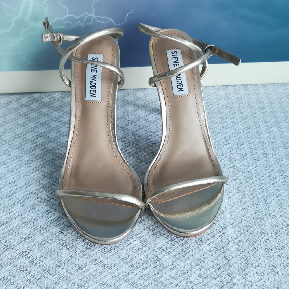 #54~Steve Madden heels 6,5M - Picture 1 of 5